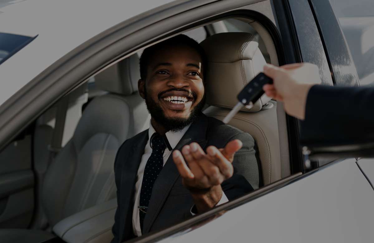 Verified car handover supervised by agent